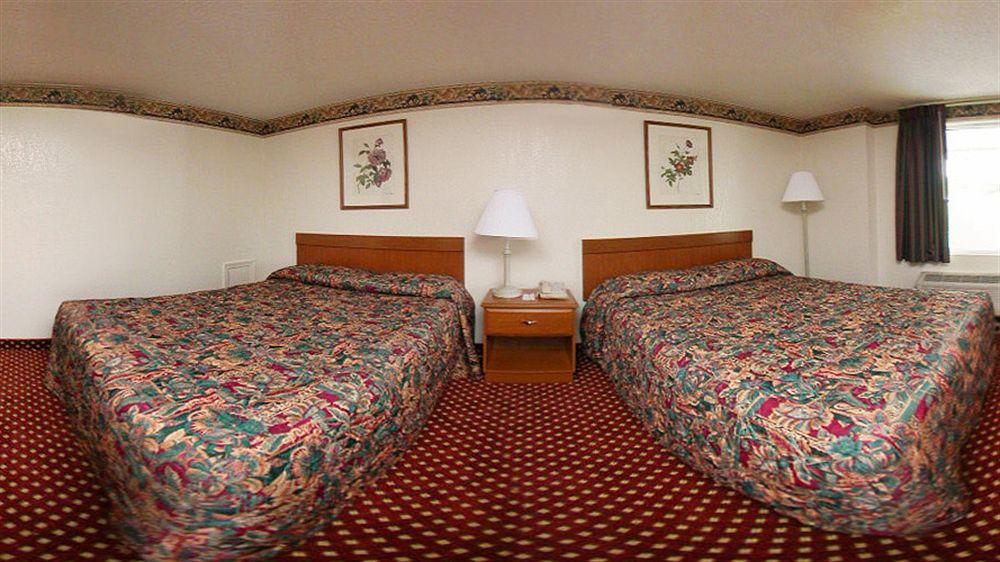 Gateway Inn Templeton Екстер'єр фото