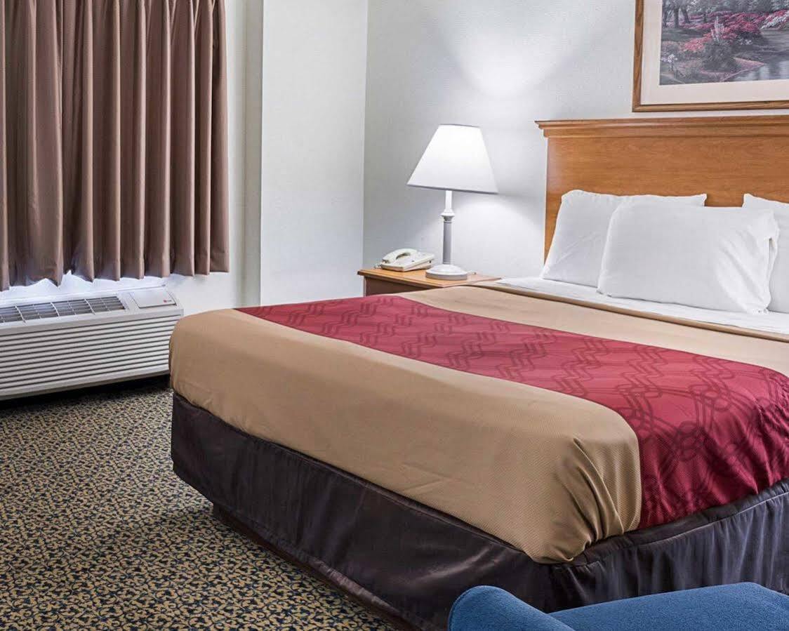 Gateway Inn Templeton Екстер'єр фото