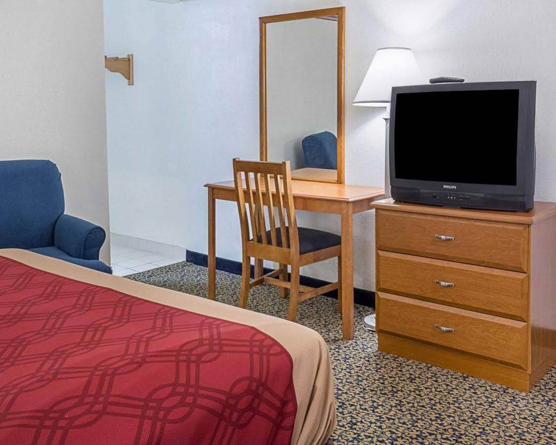Gateway Inn Templeton Екстер'єр фото